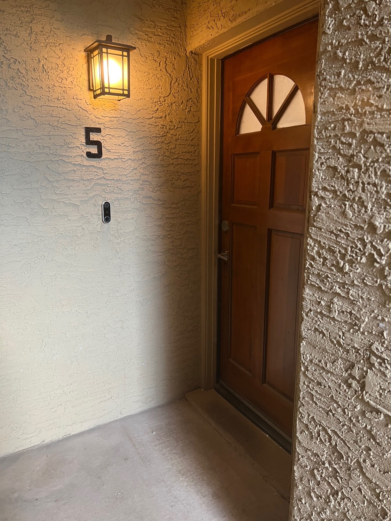 Building Photo - 7835 E Glenrosa Ave