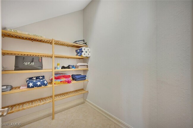 Building Photo - 7168 Lemuria Cir