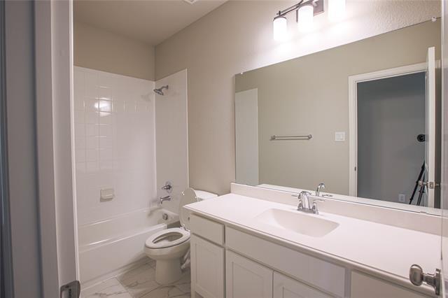 Building Photo - 1708 Daisy Corner Dr