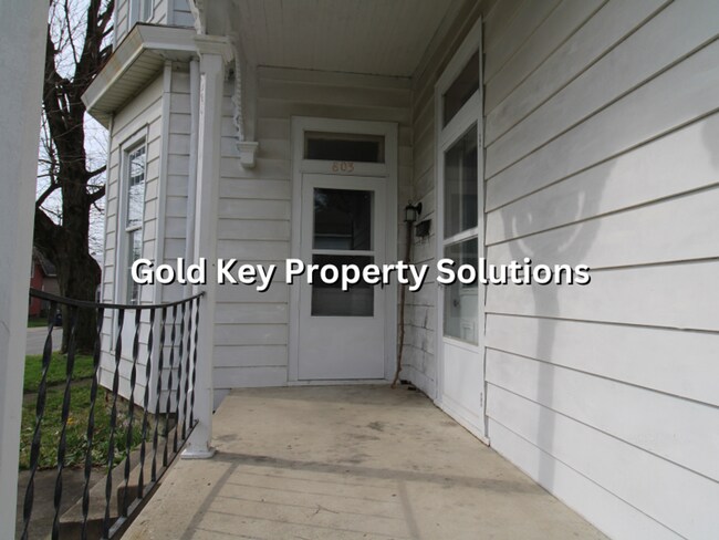 Building Photo - 803-807 High Street