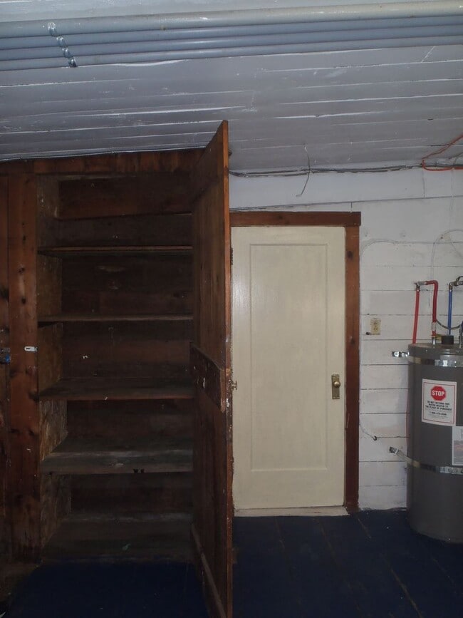 Building Photo - 2603