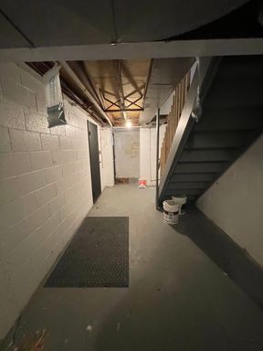 Building Photo - Beautifully updated 3 bed 1 bath home with garage and off-street parking in Penn Hills!