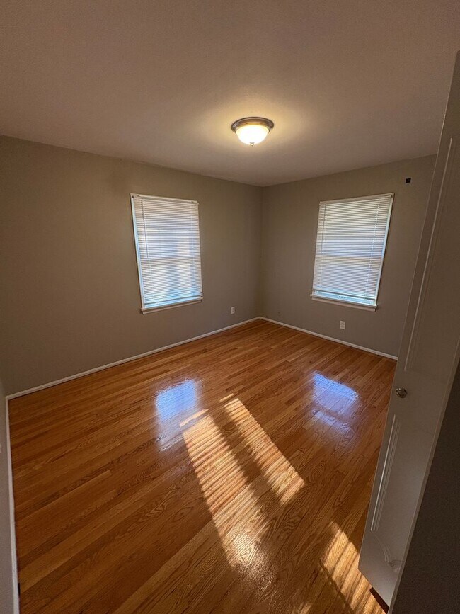 Building Photo - Beautiful 3 bed, 2 bath in St. Ann.