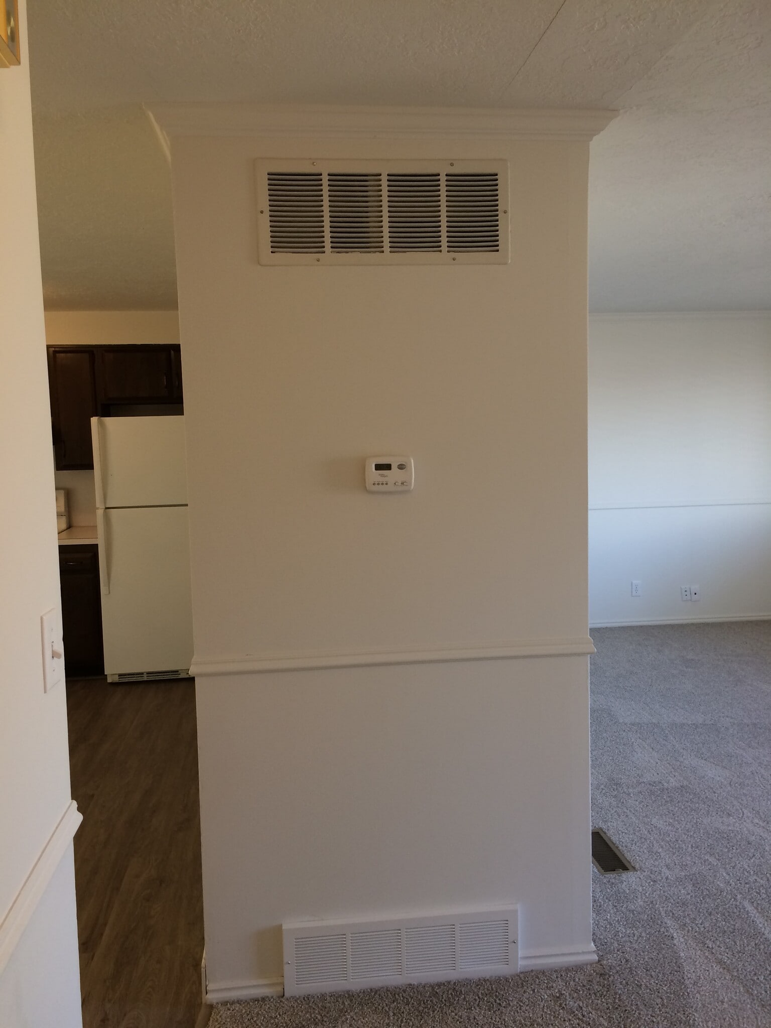 Building Photo - 2251 S 3500 W