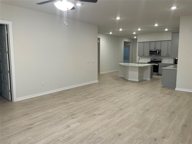 Building Photo - 1905 Armitas Ter