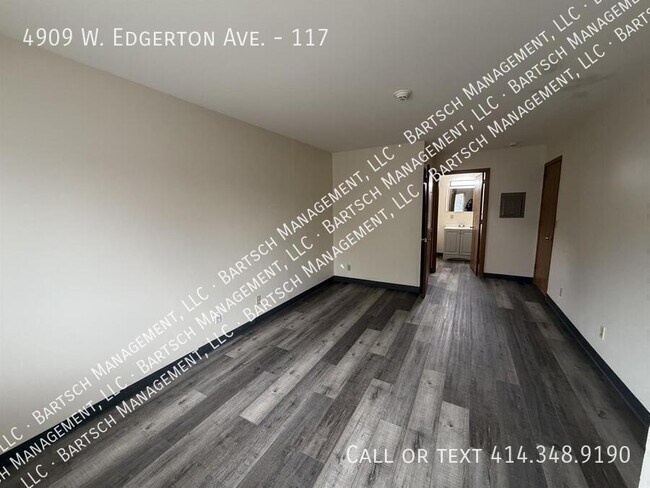 Building Photo - 4909 W Edgerton Ave