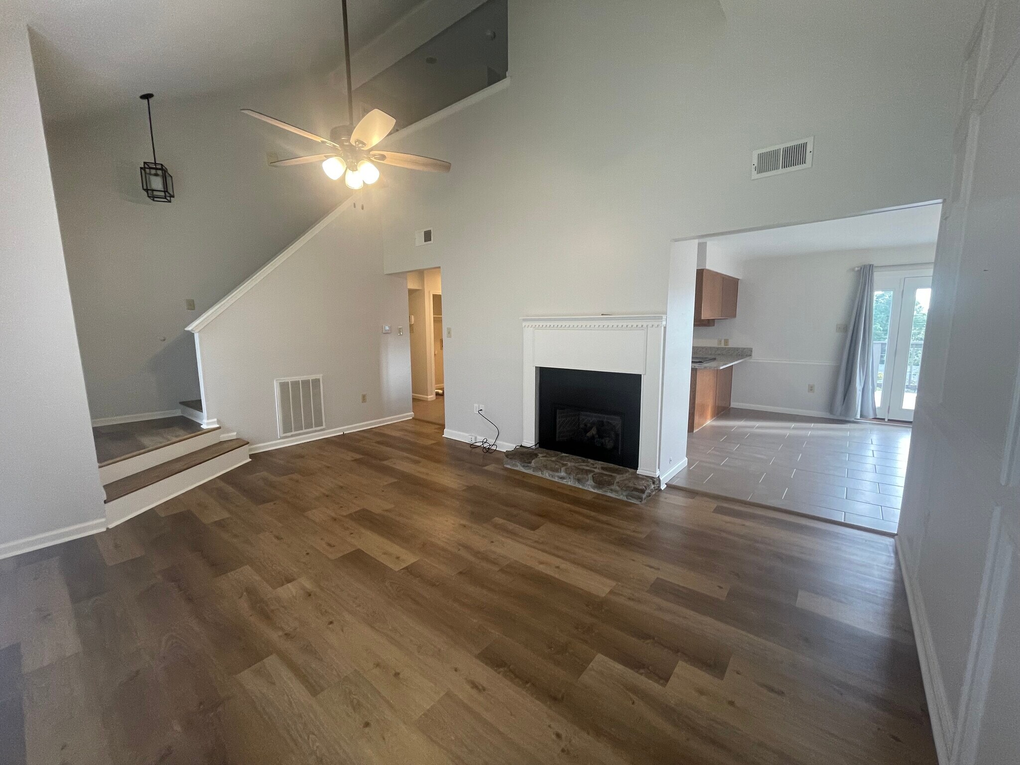 Building Photo - 66 Woodlore Cir