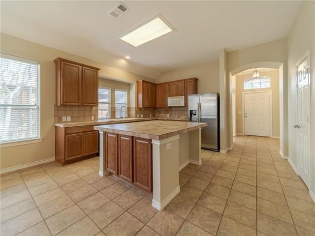 Building Photo - 7625 Rockyridge Dr