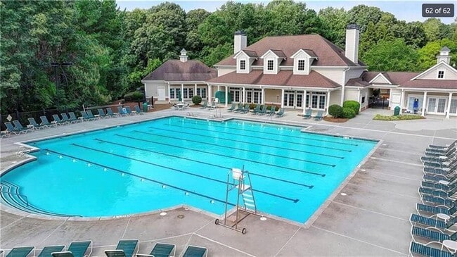 Building Photo - 3500 Millwater Crossing NE