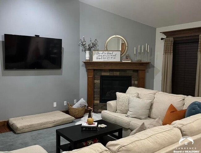 Building Photo - 1013 Diamondhead Dr