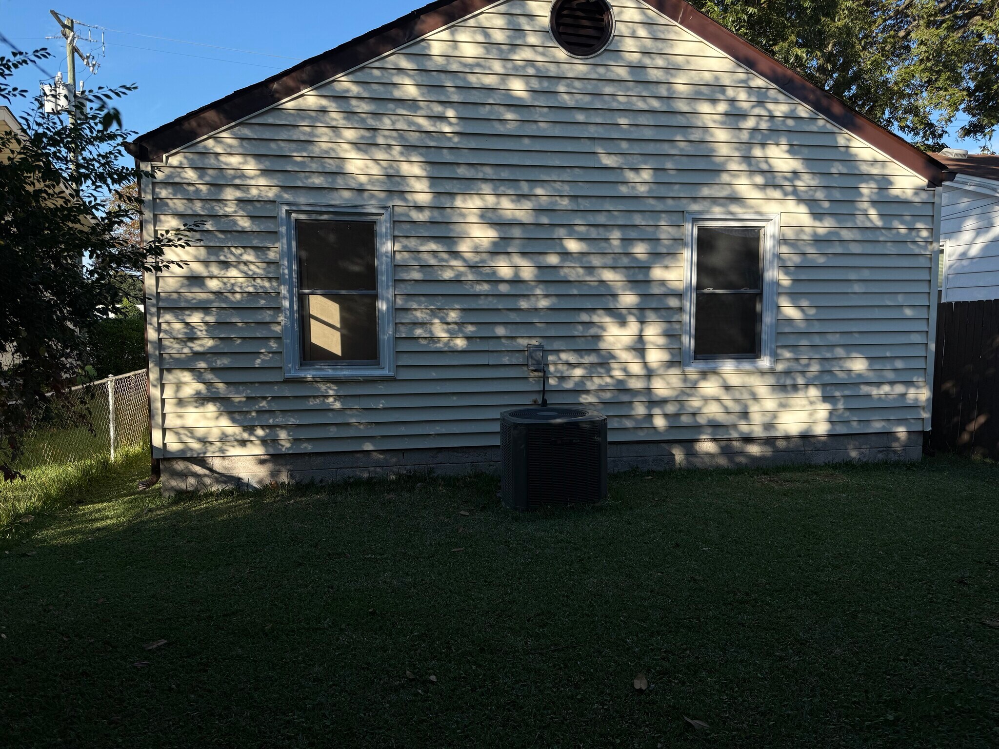 Building Photo - 1535 Vine St