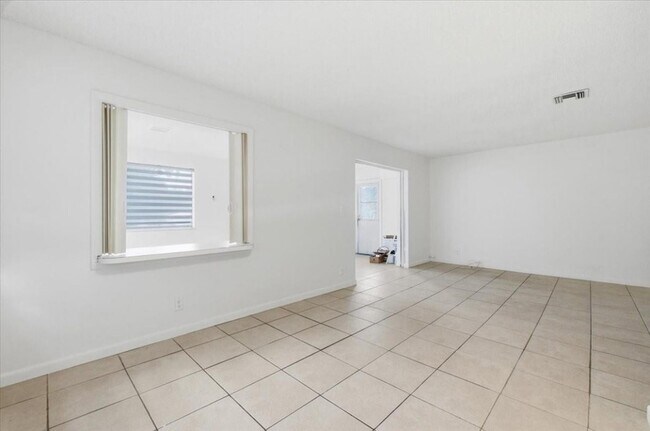 Building Photo - 10151 NW 35th St