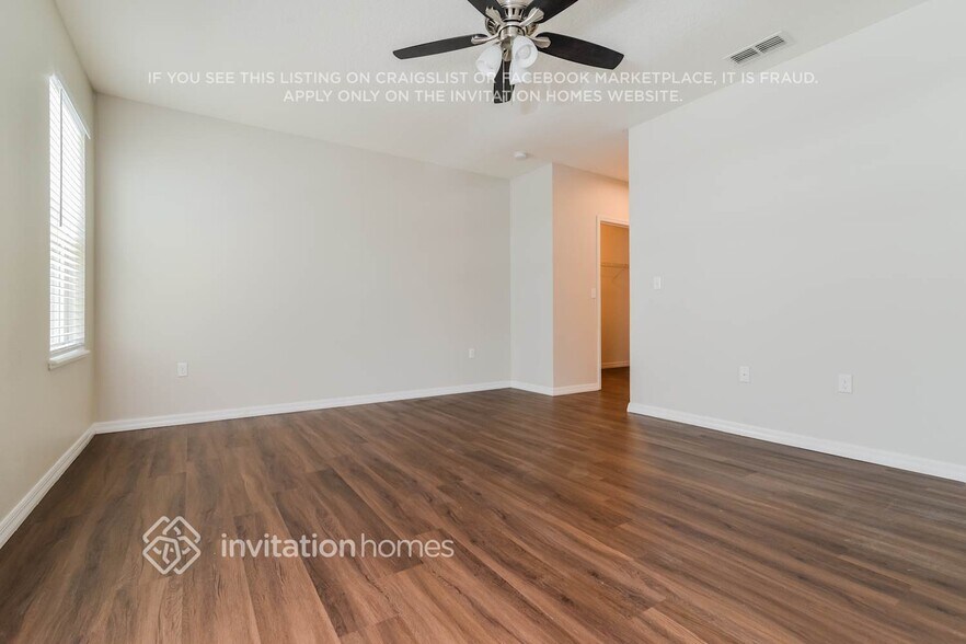 Building Photo - 5630 Silver Thistle Ln