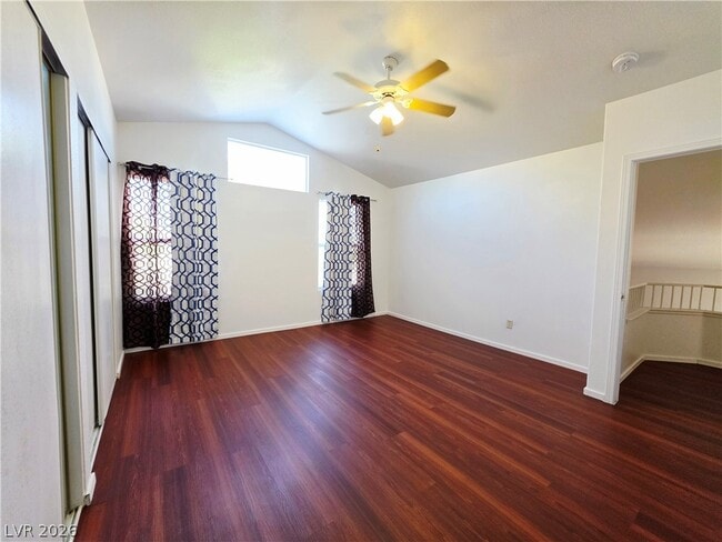 Building Photo - 1824 Sierra Valley Way
