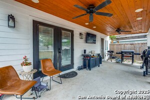 Building Photo - 185 Bryn Mawr Dr