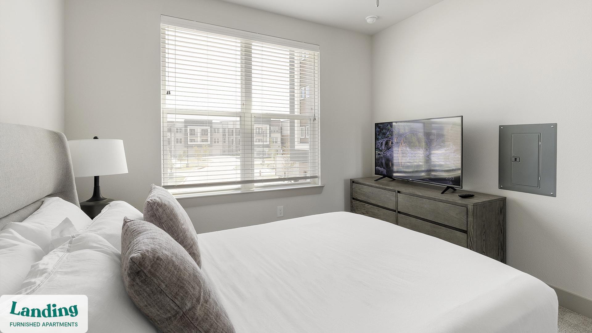 Building Photo - 3550 S Robinson Rd