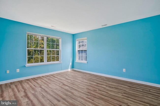 Building Photo - 9112 Granite Ct