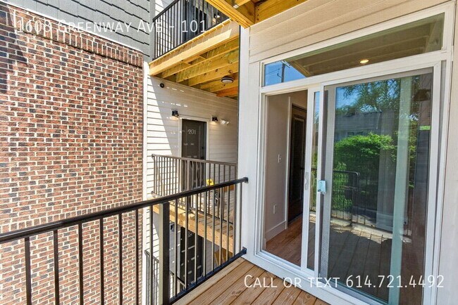 Building Photo - 1608 Greenway Ave
