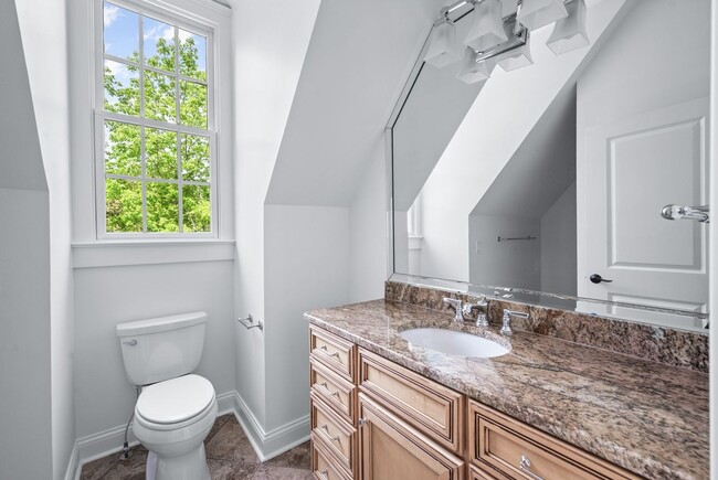 Building Photo - A timeless Cape Cod-style estate!