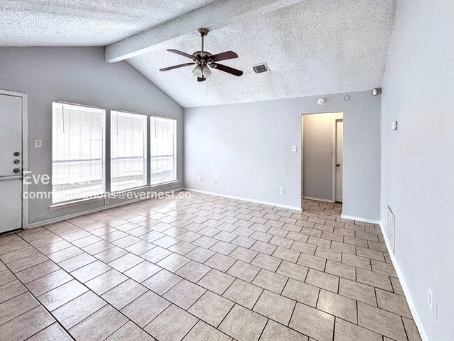 Building Photo - 6319 Glenhagen Dr