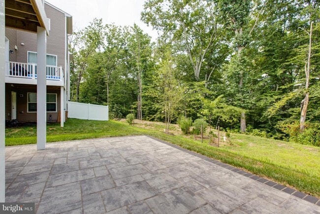Building Photo - 2546 Buckthorn Dr