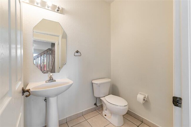 Building Photo - 12376 SW 126th Ave