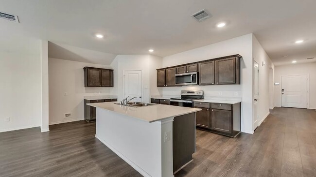 Building Photo - 972 Glover Dr