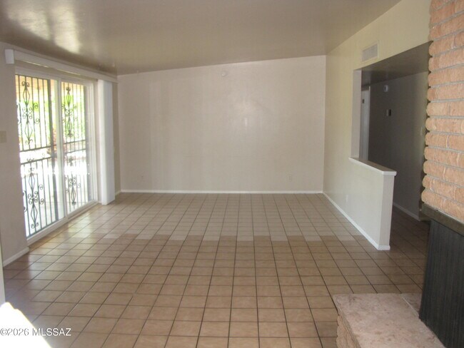 Building Photo - 2109 S Camino Seco