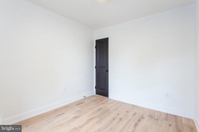 Building Photo - 2120 Ellsworth St