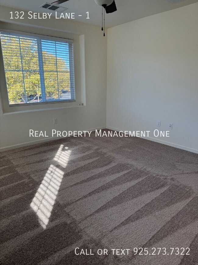 Building Photo - 132 Selby Lane