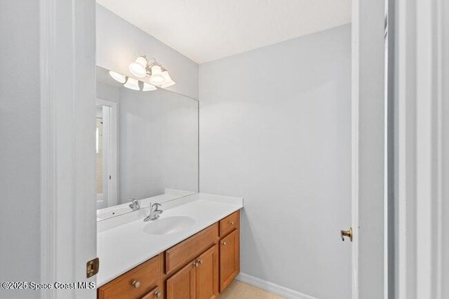 Building Photo - 5720 Claiborne St