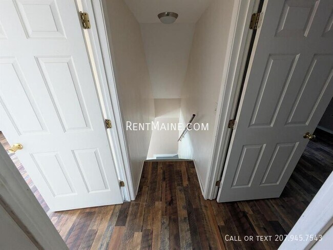 Building Photo - 12 Spring St