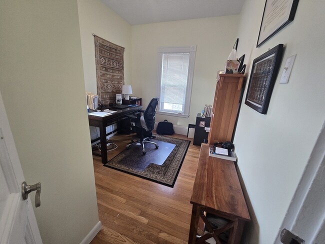 Building Photo - 126 Green St