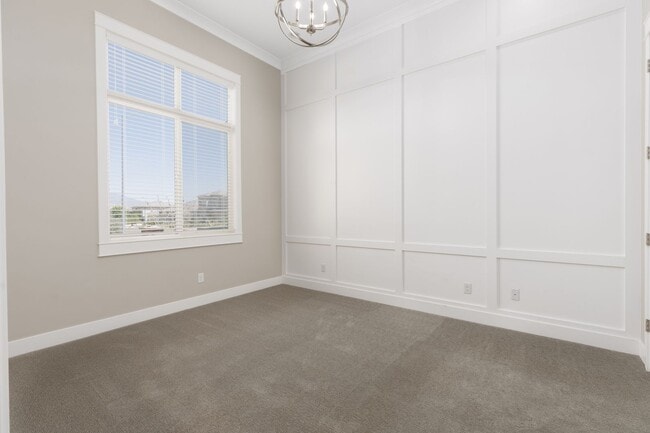 Building Photo - 3204 E 2840 S