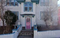 Building Photo - 3227 E Oakland Ave