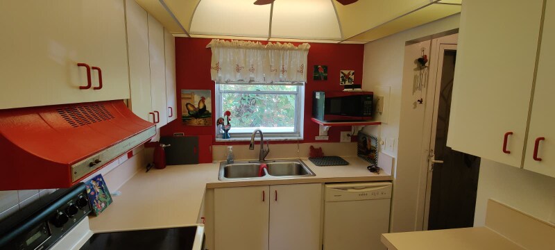 Building Photo - 1100 Ponce De Leon Cir