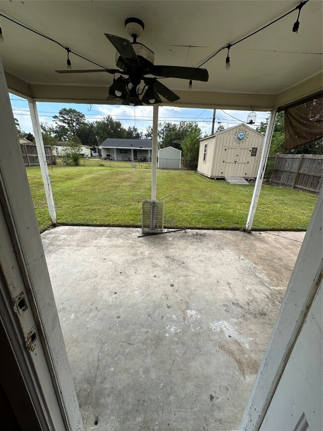 Building Photo - 10110 Glenmawr Dr