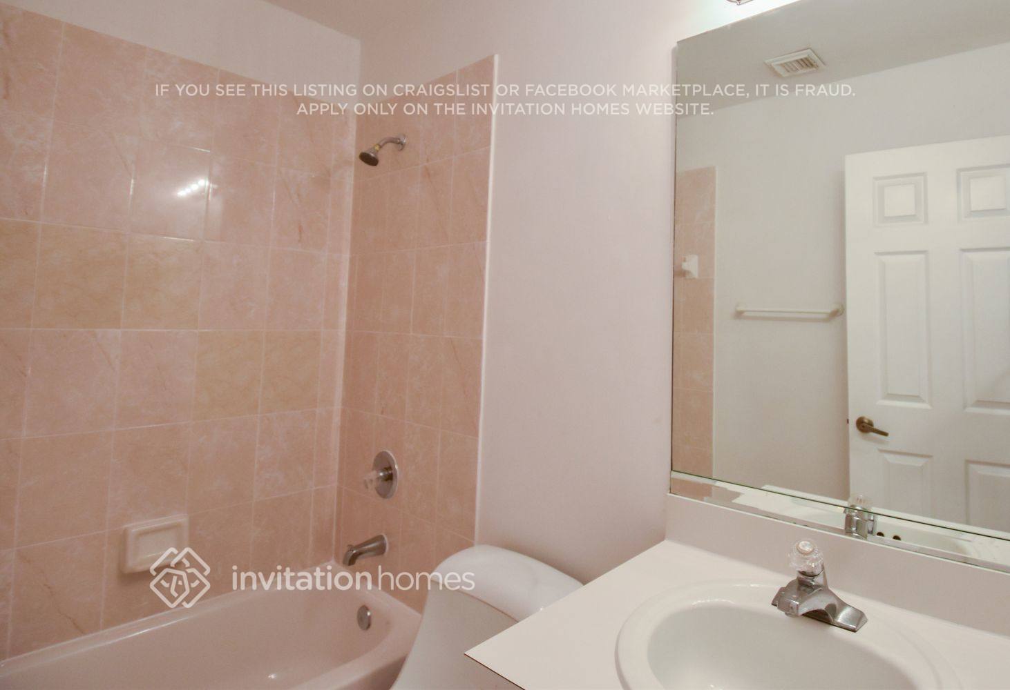 Building Photo - 4415 SW 153rd Ave