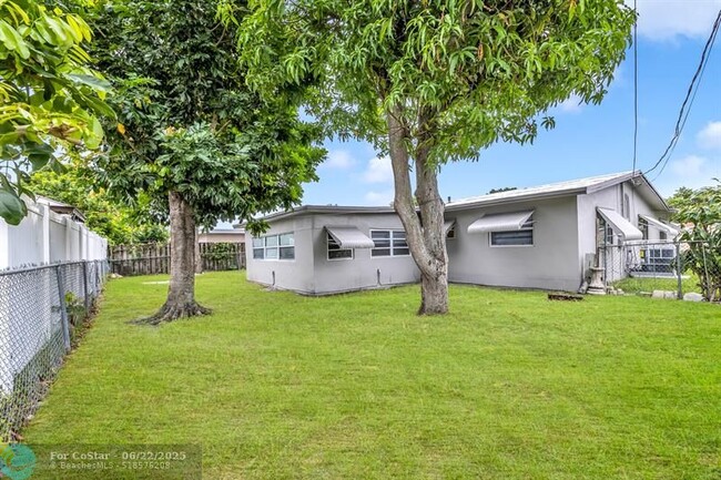 Building Photo - 1351 NW 54th Ave