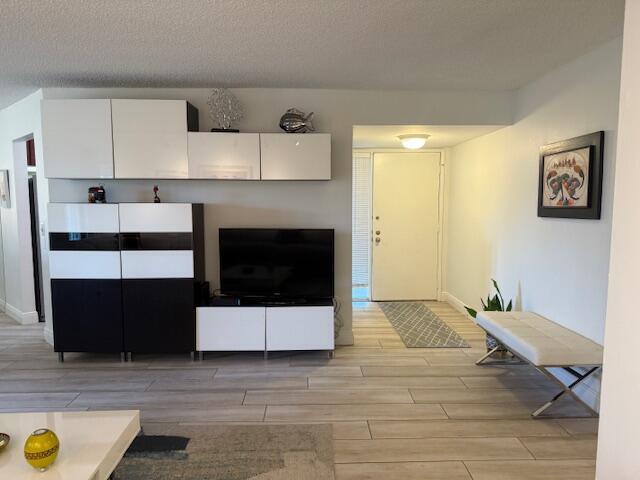 Building Photo - 5650 Camino Del Sol
