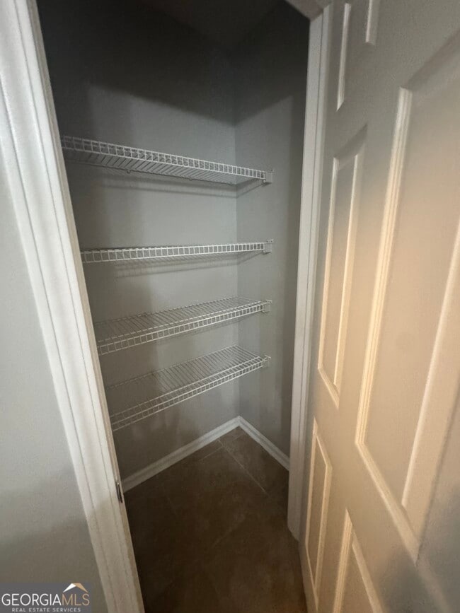 Building Photo - 10226 Stone St NW