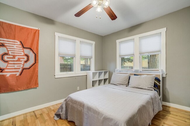 Building Photo - Main Level Living Near UC Health and Olymp...