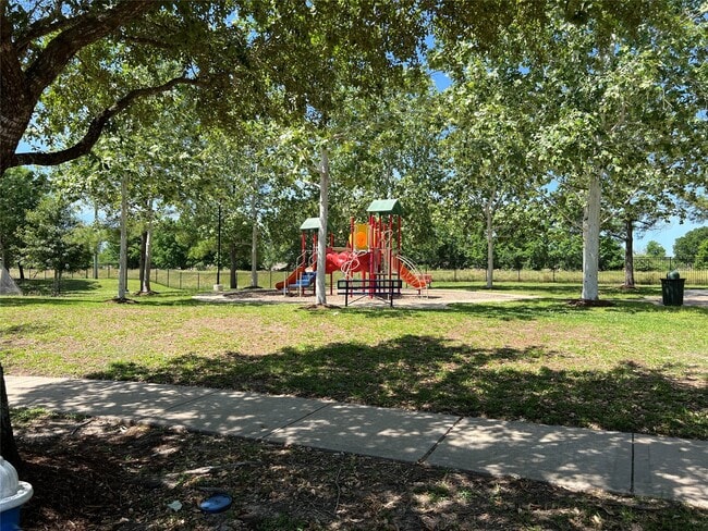 Building Photo - 3530 Barkers Crossing Ave