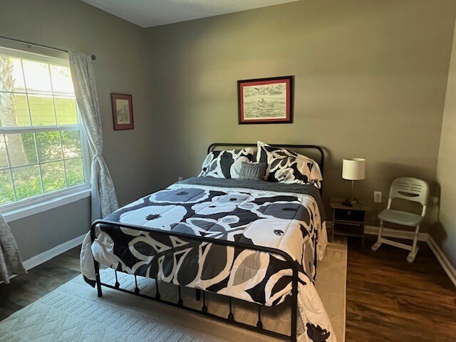 Building Photo - 1300 Park W Blvd