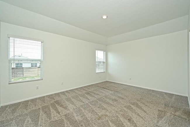 Building Photo - 180 Madrid