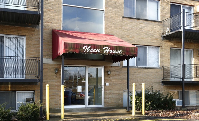 Building Photo - Ibsen House