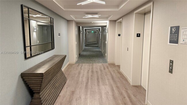 Building Photo - 17375 Collins Ave