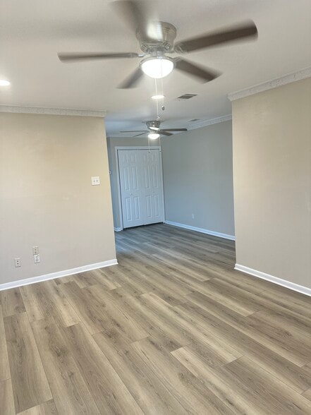 Dining/Office - 5718 Penrose Ave