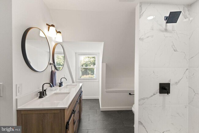 Building Photo - 8723 Lackawanna Ave