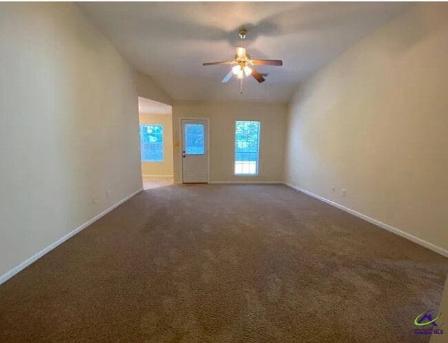 Building Photo - 116 Enlish Dr